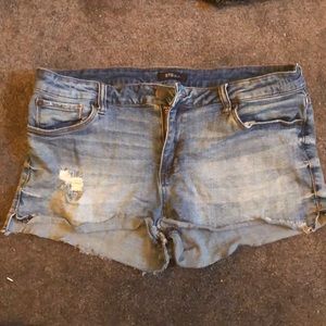 Denim booty shorts